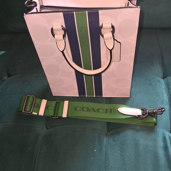 MENS  OR WOMENS  AUTHENTIC COACH DYLAN VARSITY TOTE BAG AND WALLET SET - Picture 5 of 15